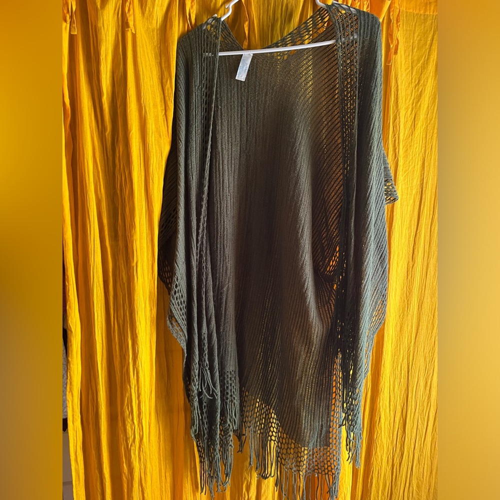 Fringe kimono